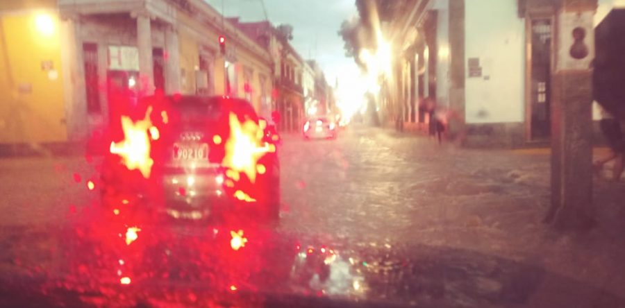 Mantiene onda Tropical 27 lluvias en Oaxaca