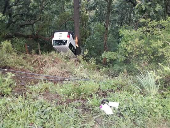 Delegado del ISSSTE de Oaxaca, sufre accidente automovilístico