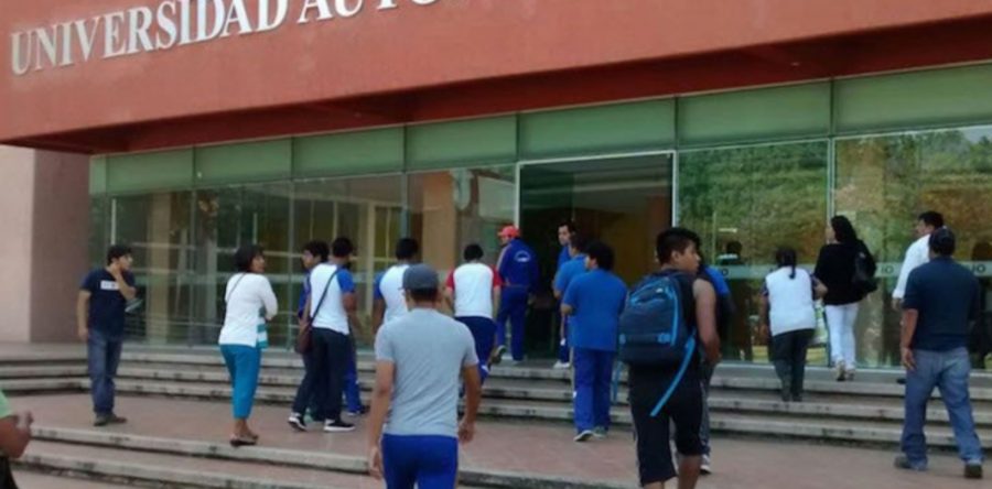 UABJO en manos de grupos porriles que operan desde puestos administrativos