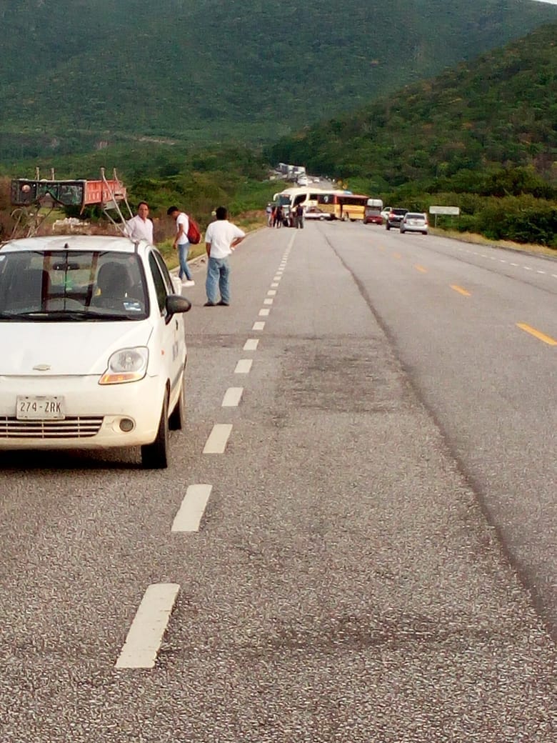 4 bloqueos se registran en el Istmo de Tehuantepec