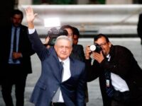 López Obrador se reúne con ministros de la SCJN