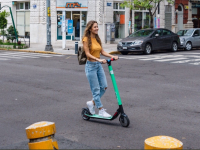 Esta empresa quiere que cambies los taxis por patines eléctricos