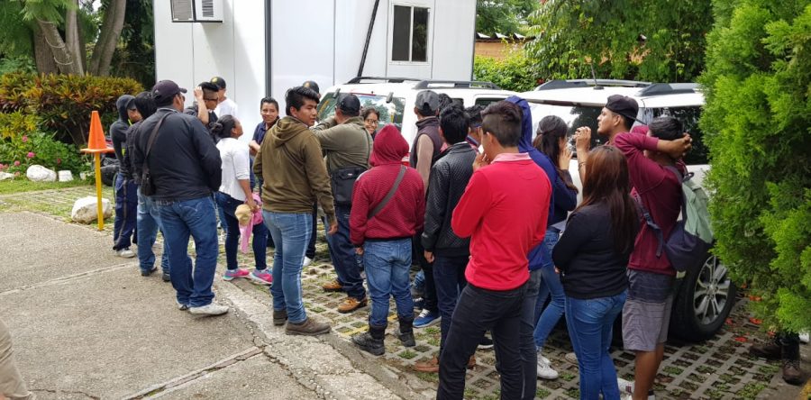 Perturba visita de URO a maestros en Oaxaca