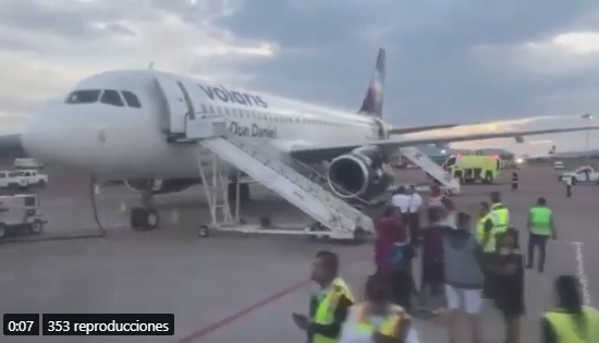 Evacúan avión Volaris en Guadalajara