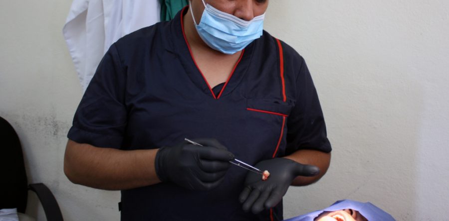 Realiza SSO 7 Jornada de Cirugía de Terceros Molares en Magdalena Apazco, Etla
