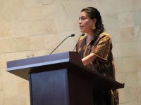 Los niños indígenas son invisibles para el sistema educativo de Oaxaca: Eufrosina Cruz