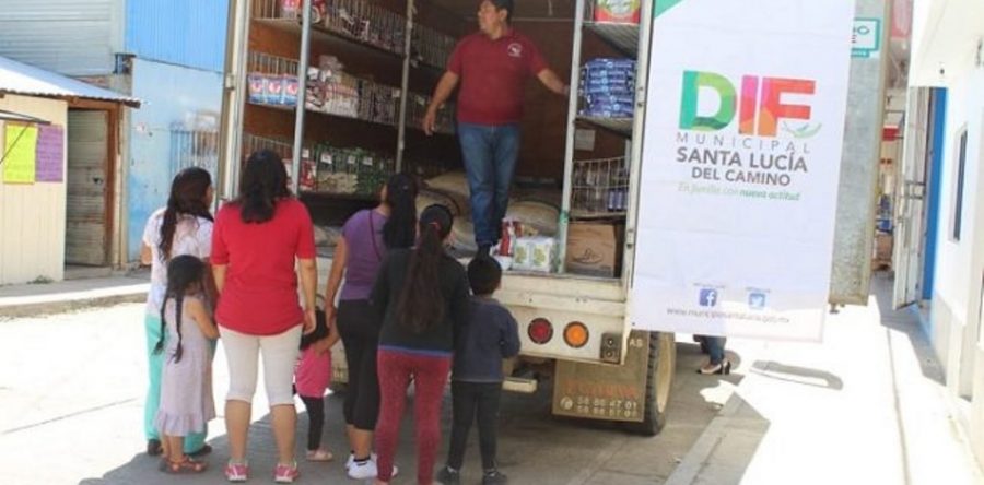 Con Raúl Cruz y por primera vez en Santa Lucía, se brinda asistencia social a través de la Instancia Municipal de la Mujer