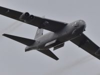 Bombarderos B-52 de EE.UU. sobrevuelan los mares de la China Oriental y Meridional