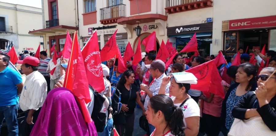 Exigen antorchistas con protesta audiencia con Murat Hinojosa