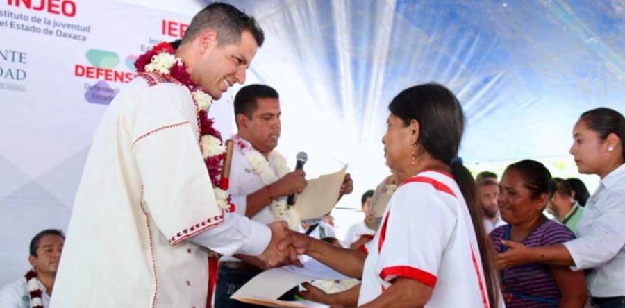 Entregan AMH e IMM diversos apoyos y servicios en Santa María Zacatepec