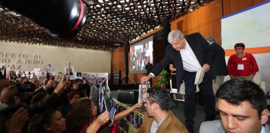 AMLO participa en segundo foro Diálogo por la Paz