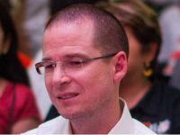 Anaya reaparece públicamente y asegura que el PAN no está resquebrajado