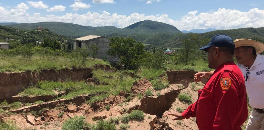 Atiende CEPCO agrietamiento y asentamiento en la Mixteca