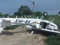 Avión pequeño se desploma en carretera Acapulco-Pinotepa Nacional