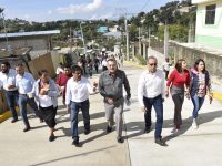 Reciben vecinos de Guadalupe Victoria obra de pavimentación