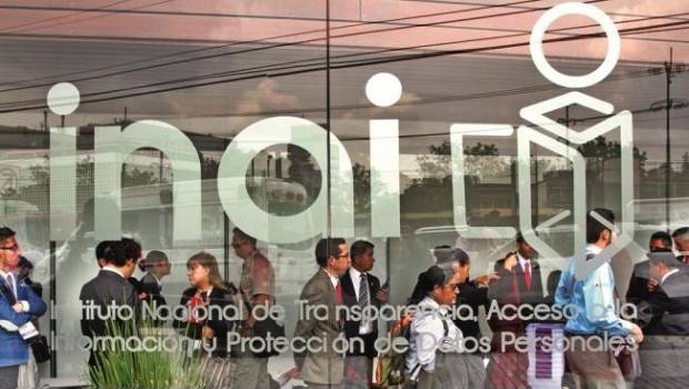 Comisionados del INAI se dicen dispuestos a ganar menos que el presidente