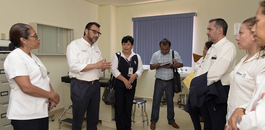Construcción del Centro de Salud de Santiago Pinotepa Nacional registra 98% de avance