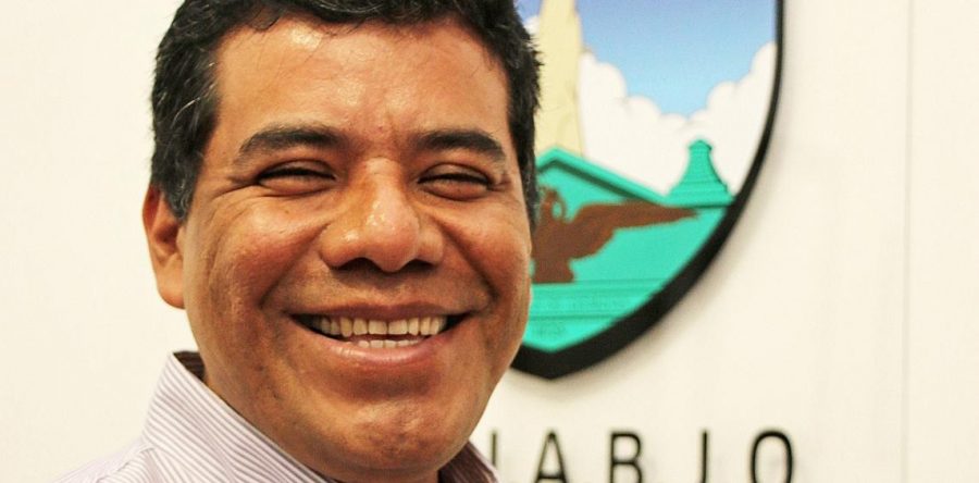 Por violar amparo podría ser destituido rector de la UABJO: Alfredo Martínez de Aguilar