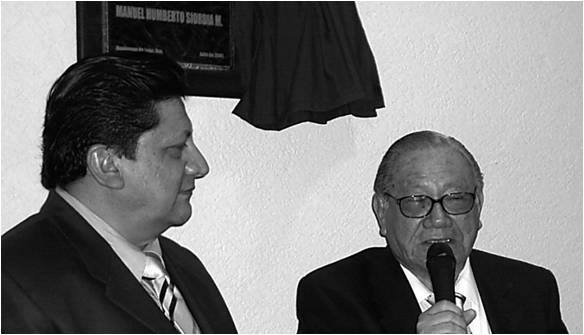 Don Manolo y el Día del locutor: Horacio Corro Espinosa