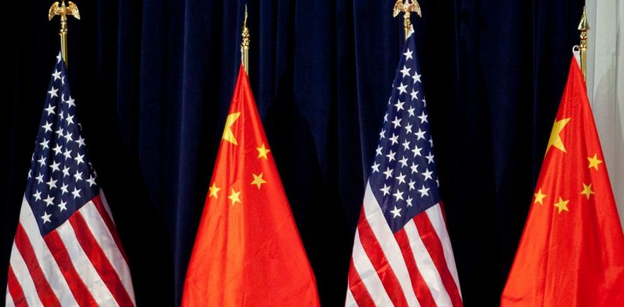 EU y China avanzan en la guerra comercial; entran en vigor nuevos aranceles