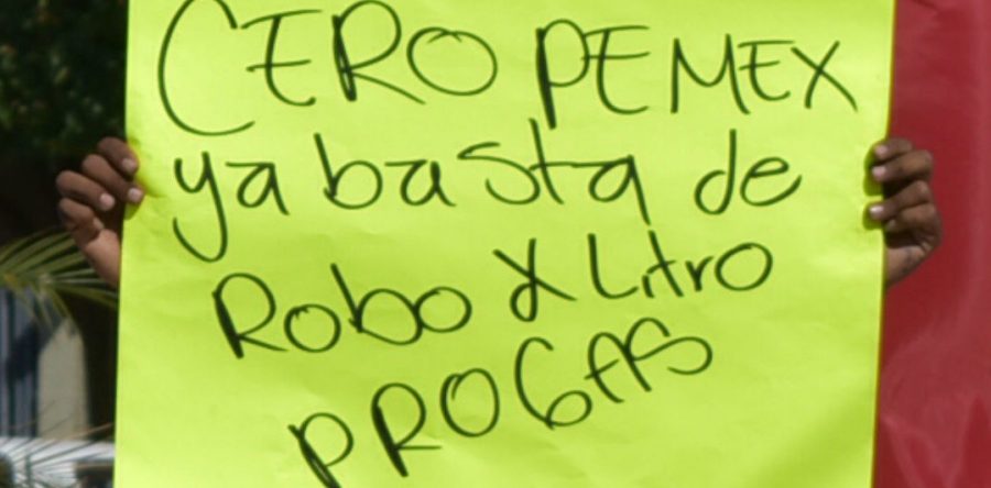 El huachicol, “cosa de niños” comparado con robos operados desde el interior de Pemex: Rolling Stone