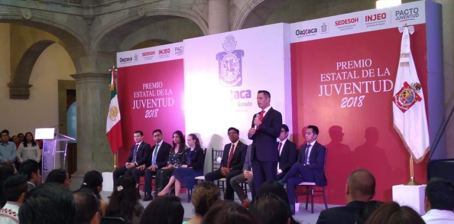 Entrega Gobierno del Estado el premio estatal de la juventud 2018