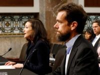 Facebook y Twitter se defienden de críticas de senadores de EU