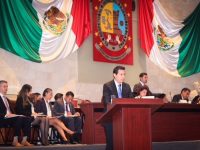 Gobierno de Oaxaca y mezcaleros, en frente común por defensa del mezcal