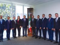 Héctor Larios abre paso a Marko Cortés para dirigir el PAN