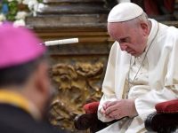 La decena de disculpas del papa Francisco por sacerdotes pederastas