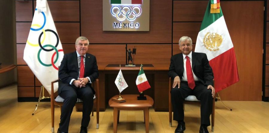 López Obrador se reúne con el presidente del COI