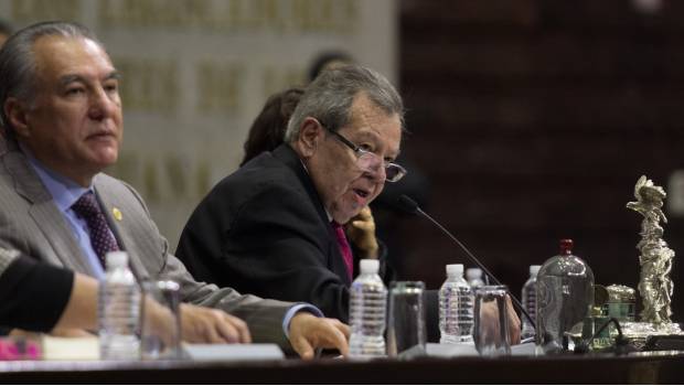 Muñoz Ledo propone reducir comisiones en el Congreso