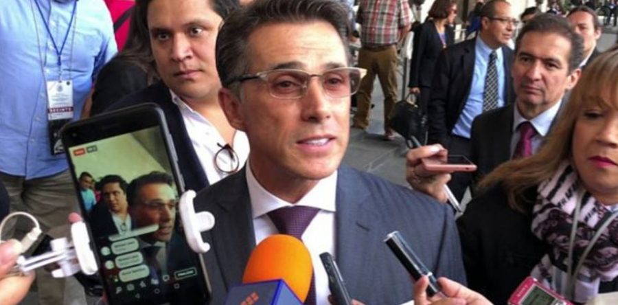 No necesitas ser Sócrates para presidir comisión de Cultura: Mayer