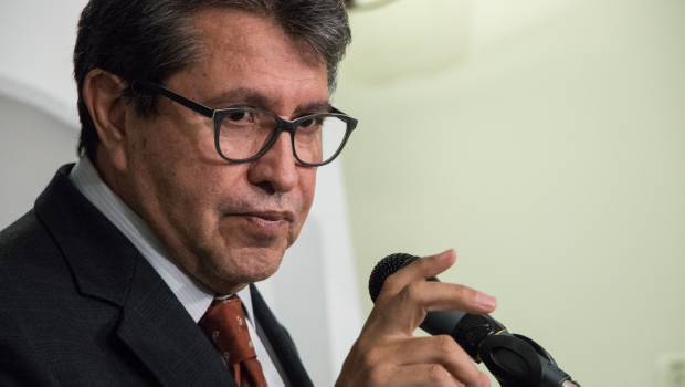 No recibimos línea de López Obrador y exigiremos comparecencia de Robles: Monreal