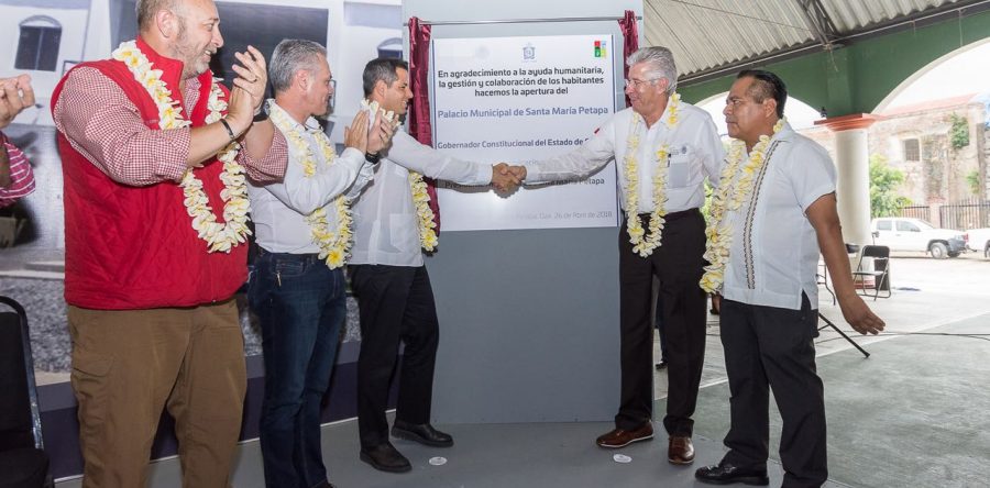 Reconstruyen espacios públicos en el Istmo