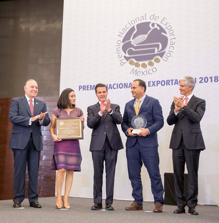 Destilería oaxaqueña obtiene Premio Nacional de Exportación 2018