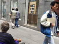 Peso pierde en espera de negociaciones del TLCAN