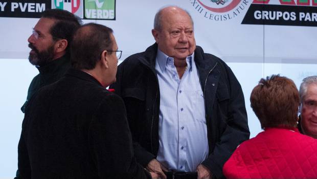 Piden en Senado informes sobre bienes de Romero Deschamps