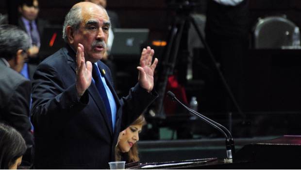 Presenta Morena propuesta de ley para regular propaganda oficial