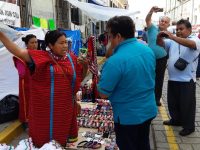 Protección Civil exhorta a grupo de manifestantes a liberar rutas de evacuación en Palacio de Gobierno