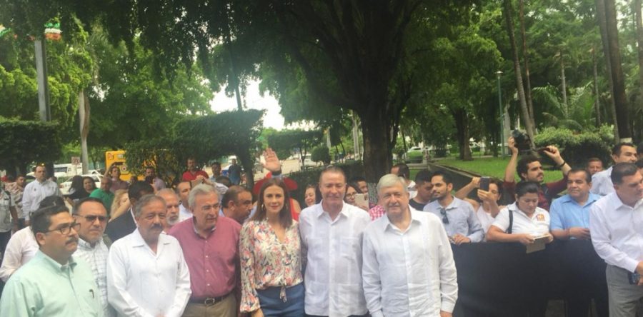 Se entrevista AMLO con Ordaz Coppel