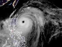 Tifón ‘Mangkhut’ se acerca al norte de Filipinas y China