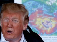 Trump critica a Congreso por ‘ridículo’ presupuesto que no incluye dinero para muro