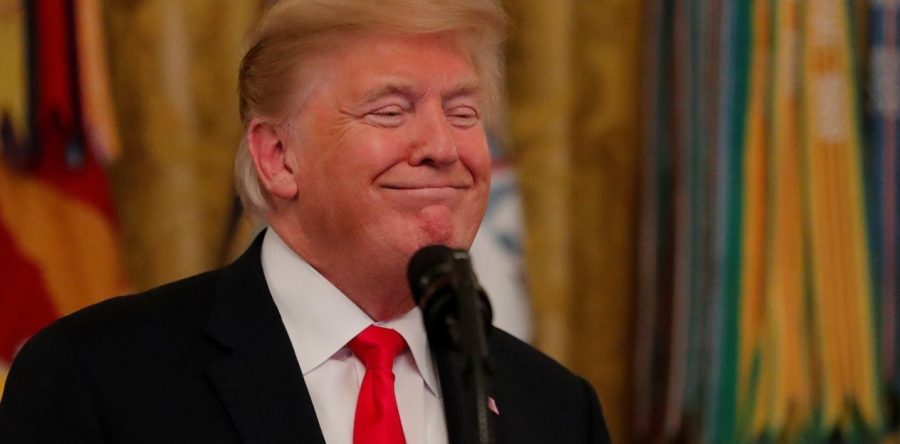 Trump ordena imponer aranceles por 200 mil mdd a más productos chinos