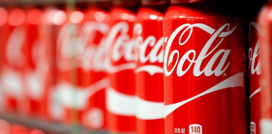 Coca-Cola analiza entrar al mercado de infusiones de mariguana