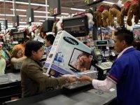 Confianza del consumidor sube 16.8% anual en agosto: Inegi