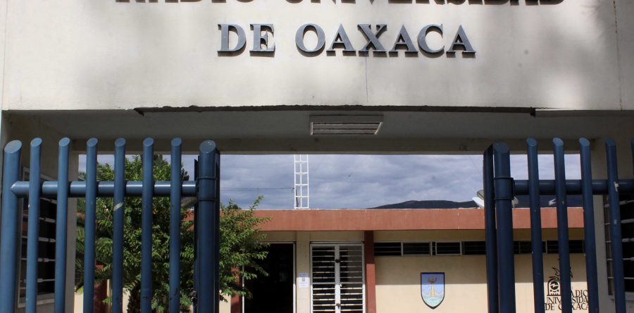 Cumple Radio Universidad de Oaxaca 54 años de estar al servicio del pueblo