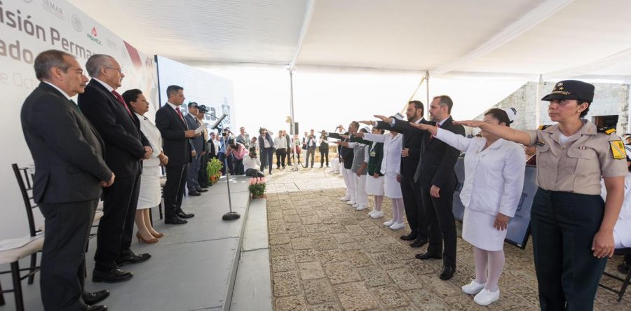Toma protesta Alejandro Murat a integrantes de la Comisión Permanente de Enfermería