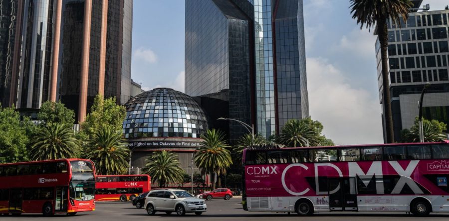 Bolsa Mexicana de Valores cierra con baja de 1% ante riesgo en mercados globales