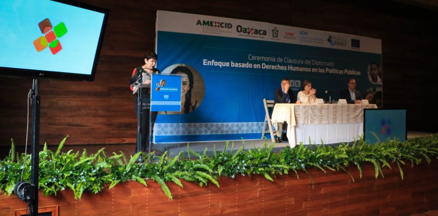 Concluye diplomado con enfoque en derechos humanos en las políticas públicas